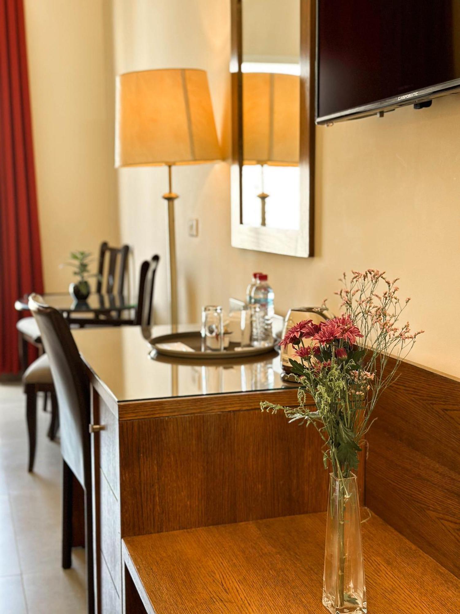 Cosmopolitan Hotel Beyrut Dış mekan fotoğraf